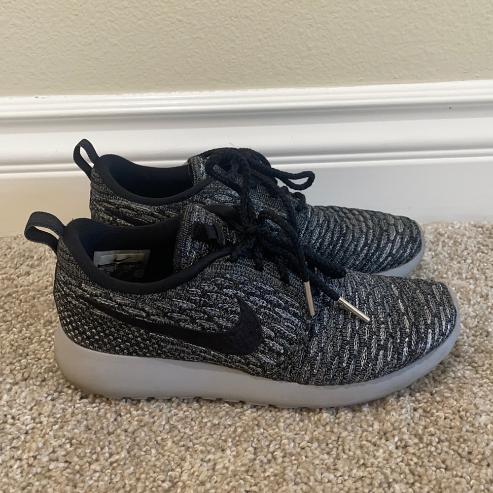 Nike Women’s Roshe Run